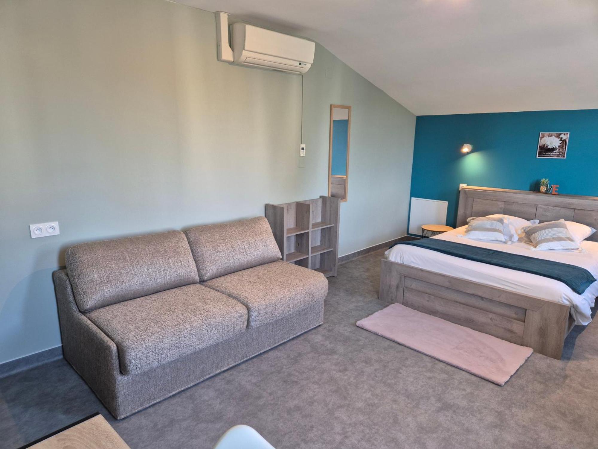 Logis Hotel Restaurant L'Oustal Naves  Екстер'єр фото