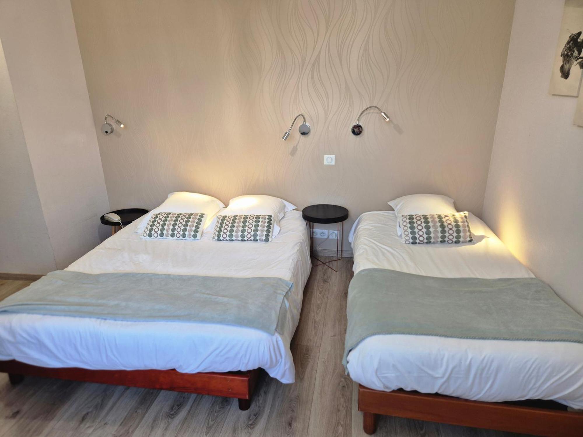 Logis Hotel Restaurant L'Oustal Naves  Екстер'єр фото
